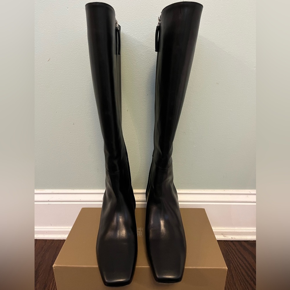 Hugo Boss Ladies leather boots